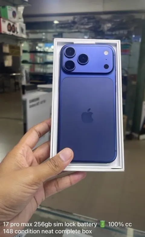 iPhone 17 Pro Max 256GB Blue (SIM Lock)