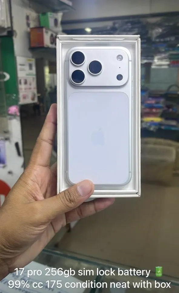 iPhone 17 Pro 256GB (SIM Lock)